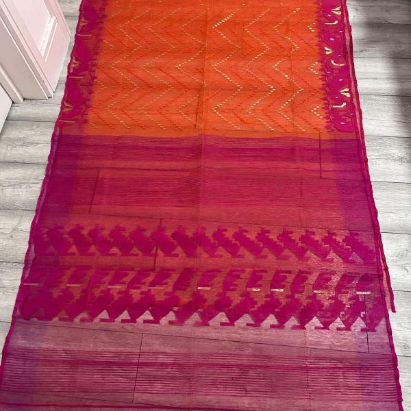 Authentic Handwoven Dhakai Jamdani Saree