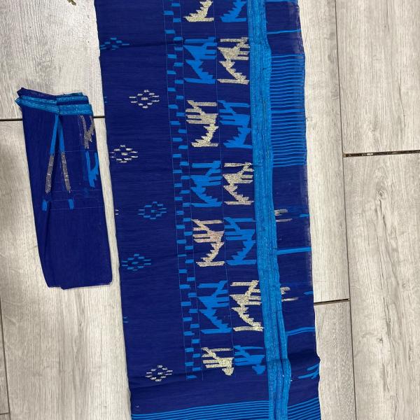 Dhakai Jamdani Elegant Royal Blue Saree
