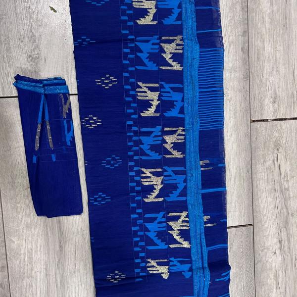 Dhakai Jamdani Elegant Royal Blue Saree